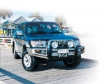 Передний бампер ARB Sahara для Nissan Patrol Y61 до 2004 г